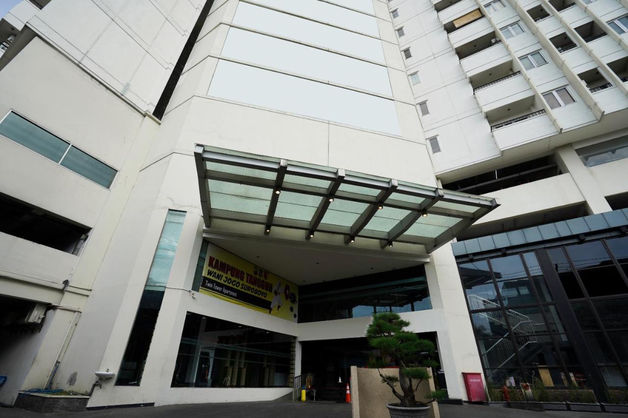 Hotel Collection O 29 Twin Tower Surabaya Esterno foto