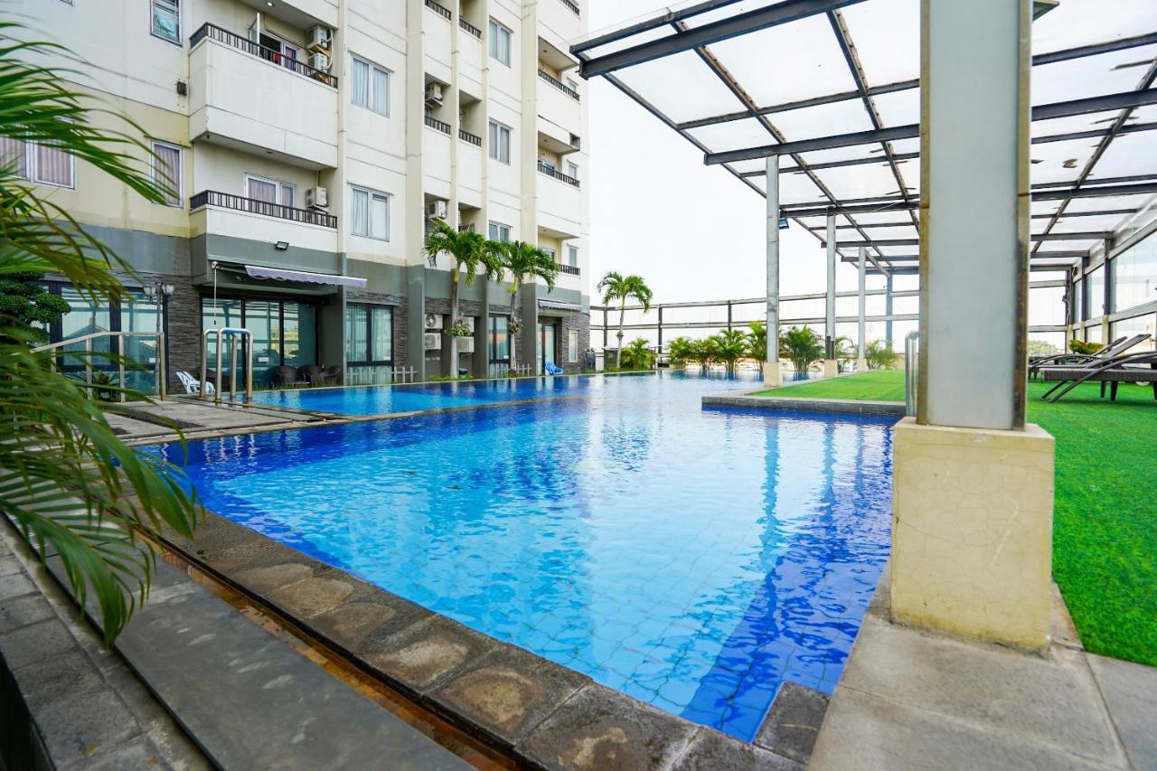 Hotel Collection O 29 Twin Tower Surabaya Esterno foto