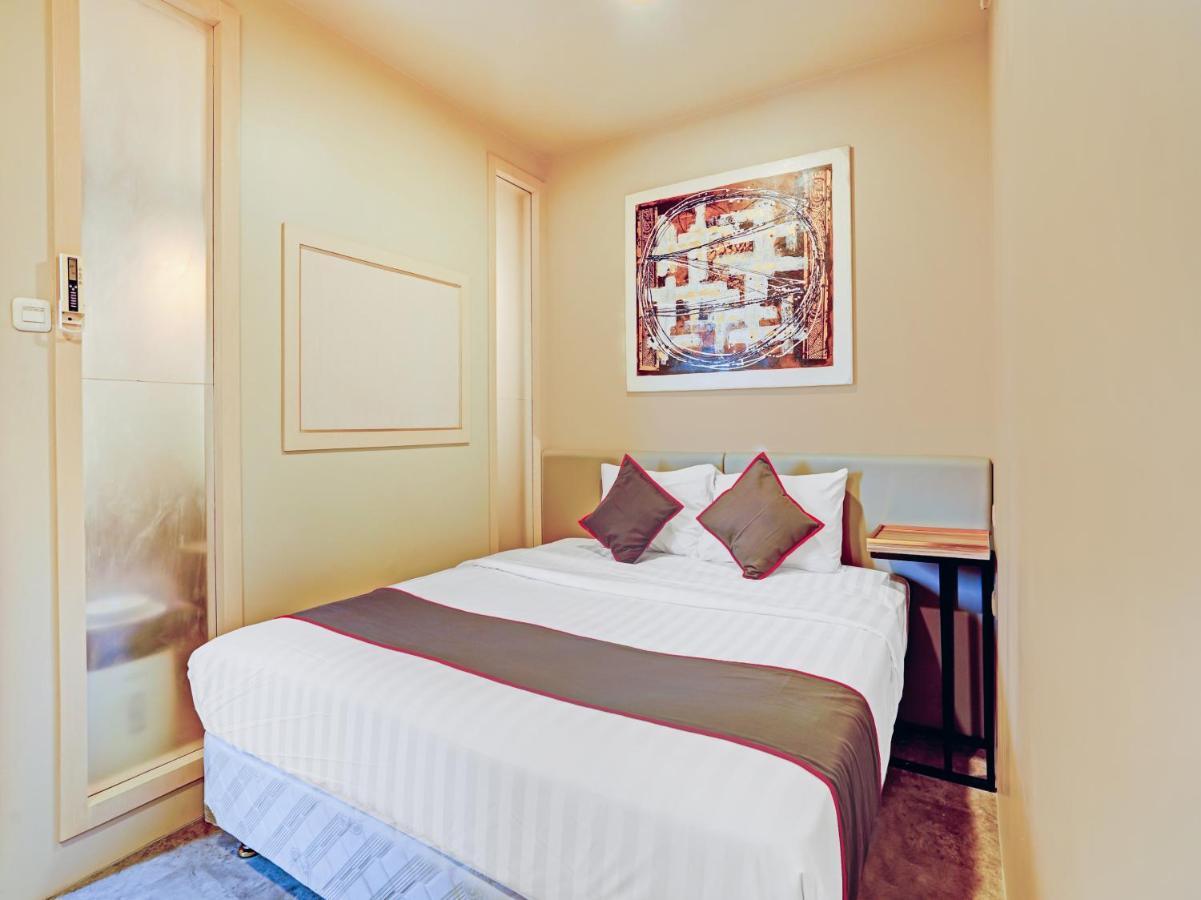 Hotel Collection O 29 Twin Tower Surabaya Esterno foto